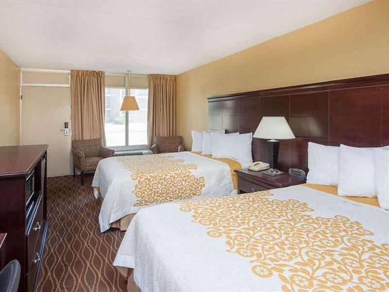 Days Inn By Wyndham Paducah Luaran gambar