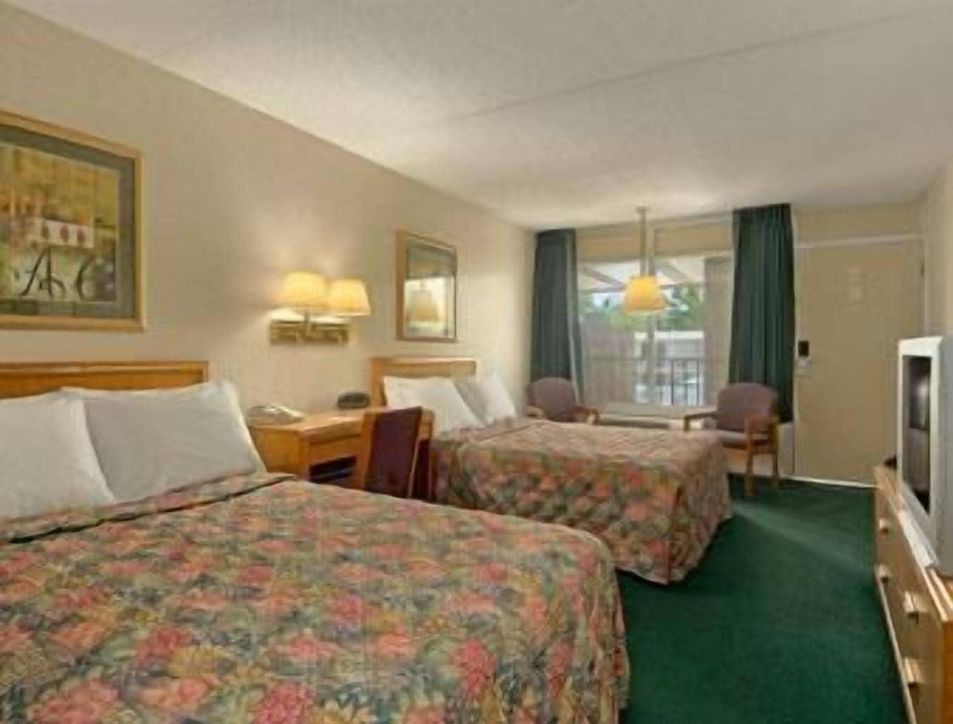 Days Inn By Wyndham Paducah Bilik gambar